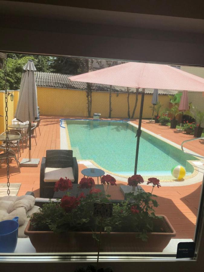 Mosoly Apartman Szeged Exterior foto