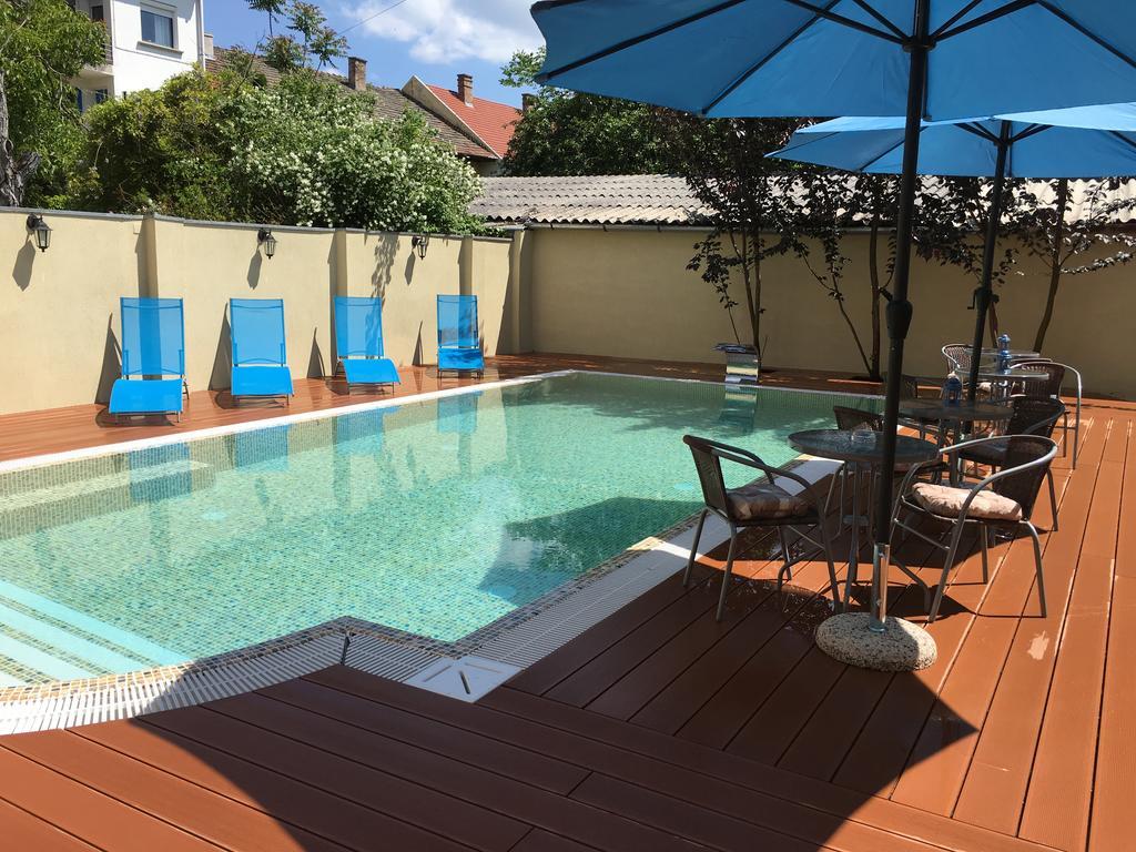 Mosoly Apartman Szeged Exterior foto