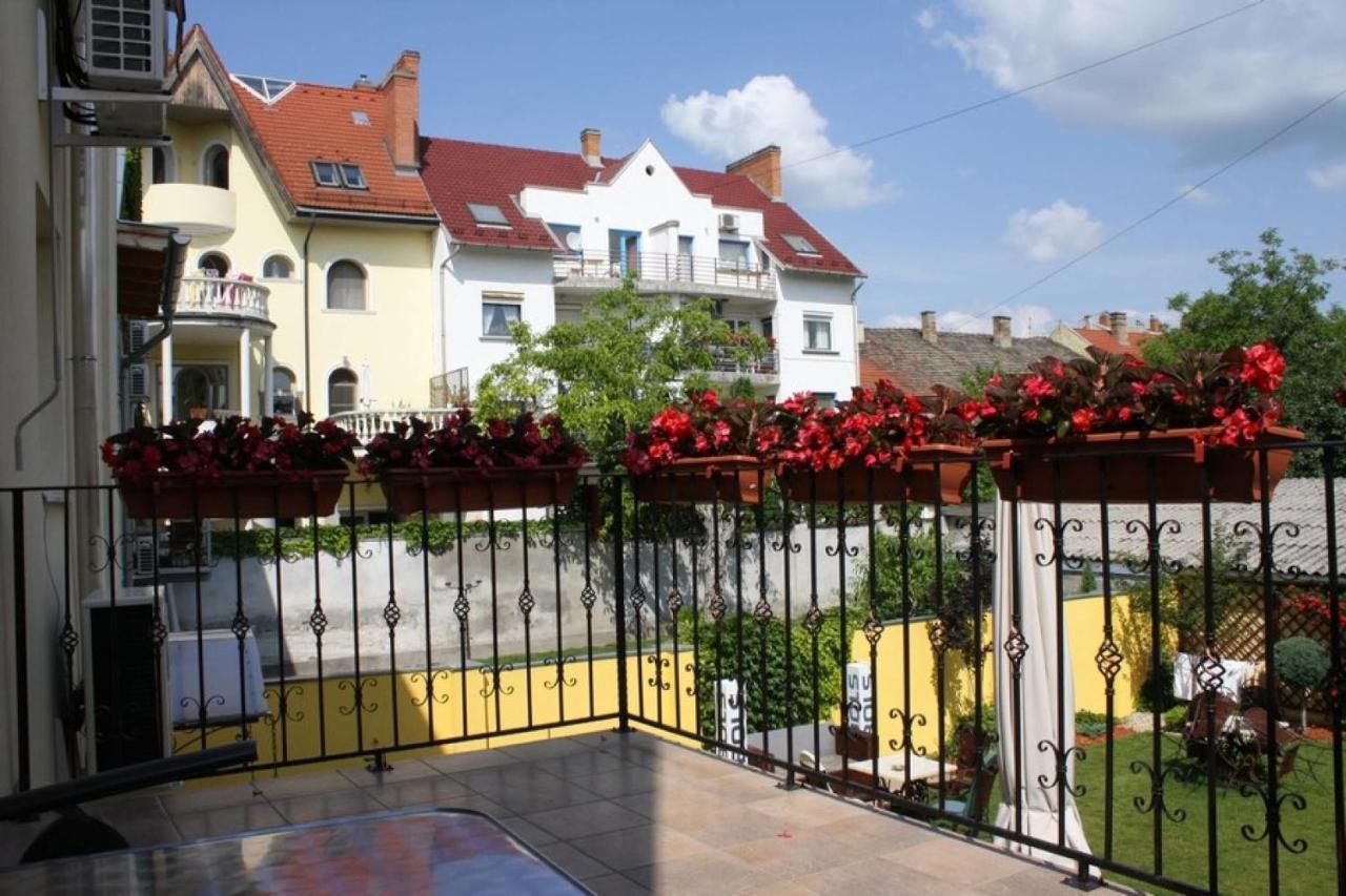 Mosoly Apartman Szeged Exterior foto