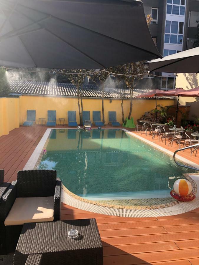Mosoly Apartman Szeged Exterior foto